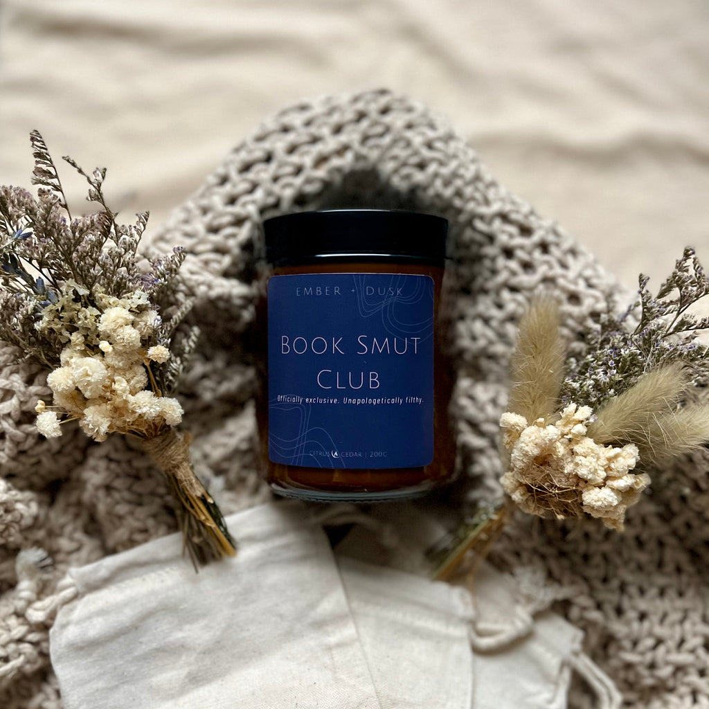 Book Smut Club soy candle